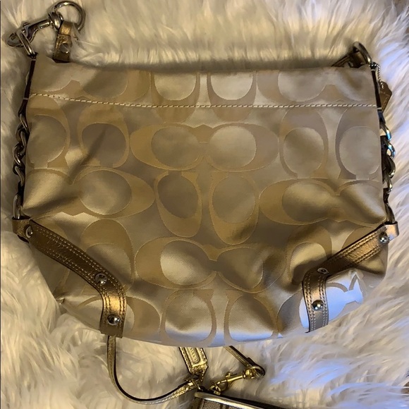 Coach purse and wristlet - Picture 4 of 10